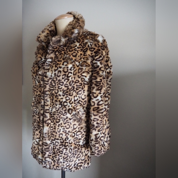 Design Lab Leopard Faux Fur Jacket - Picture 2 of 5